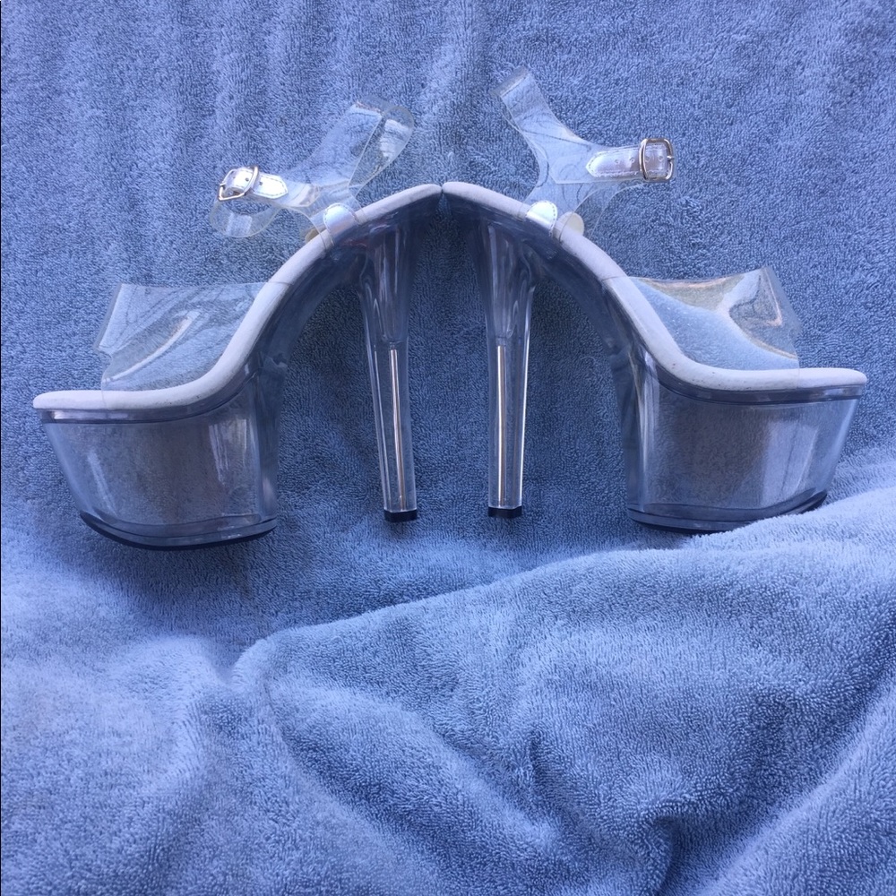 🎉Make an offer🎉Competition/Sexy Ellie Heels Sz 8